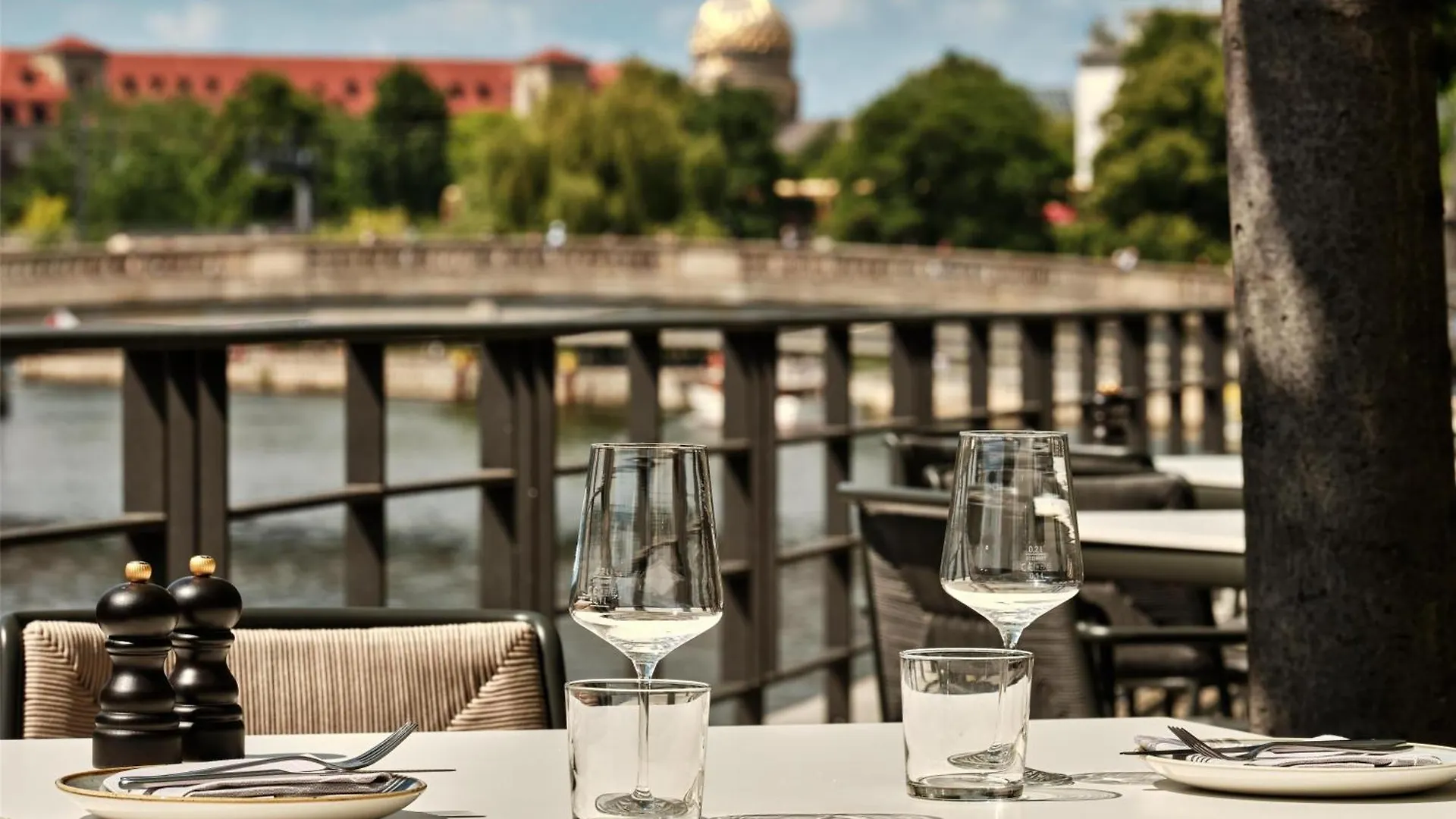 Radisson Collection Hotel, Berlin 5*,