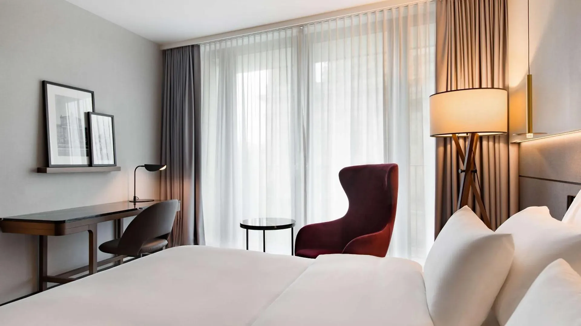 ***** Hotel Radisson Collection Hotel, Berlin Germany