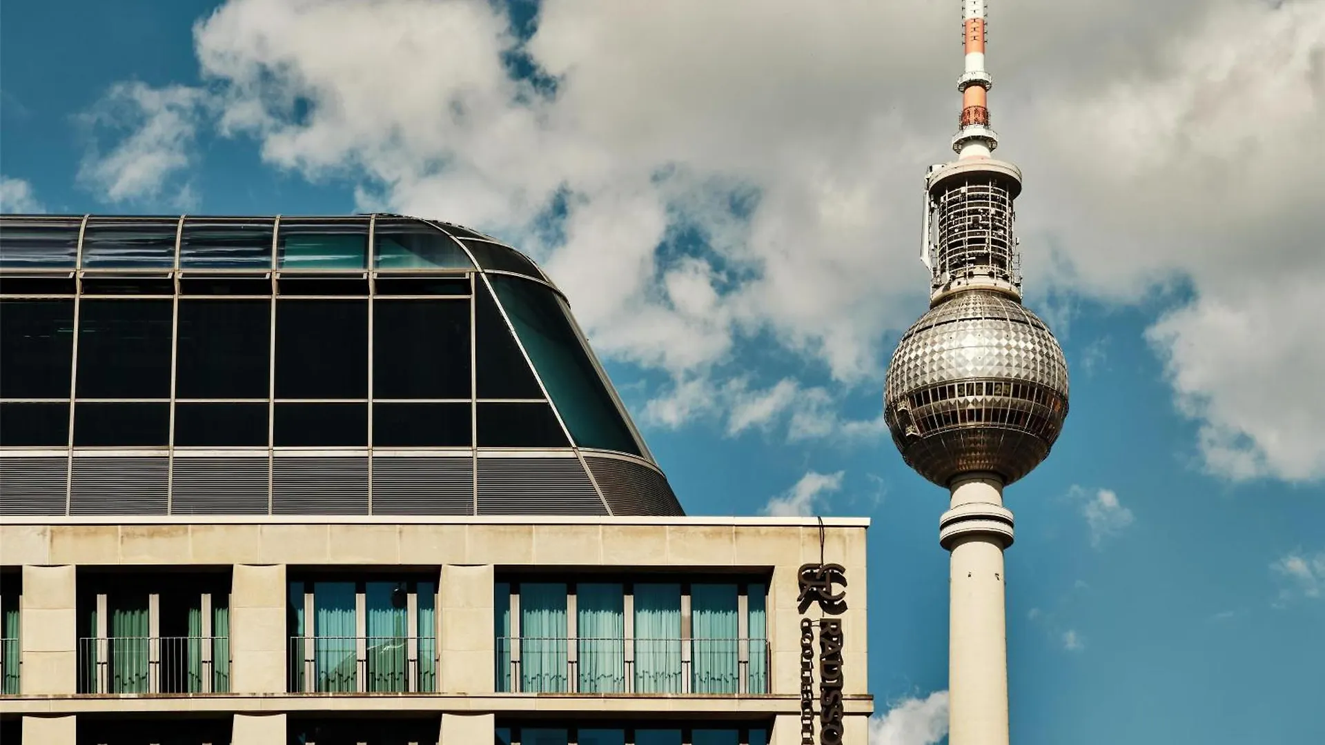 ***** Hotel Radisson Collection Hotel, Berlin Germany