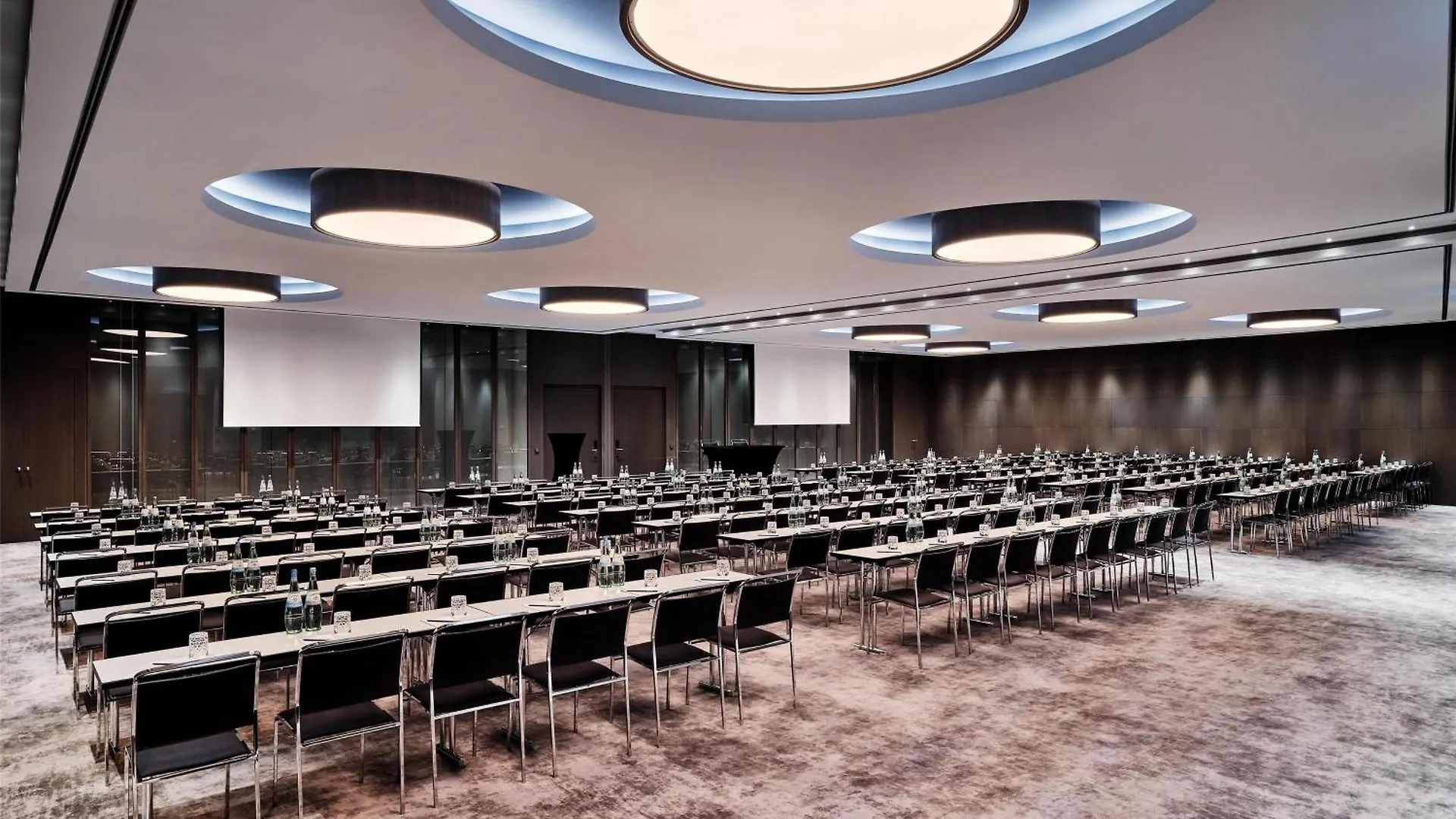 Radisson Collection Hotel, Berlin 5*,